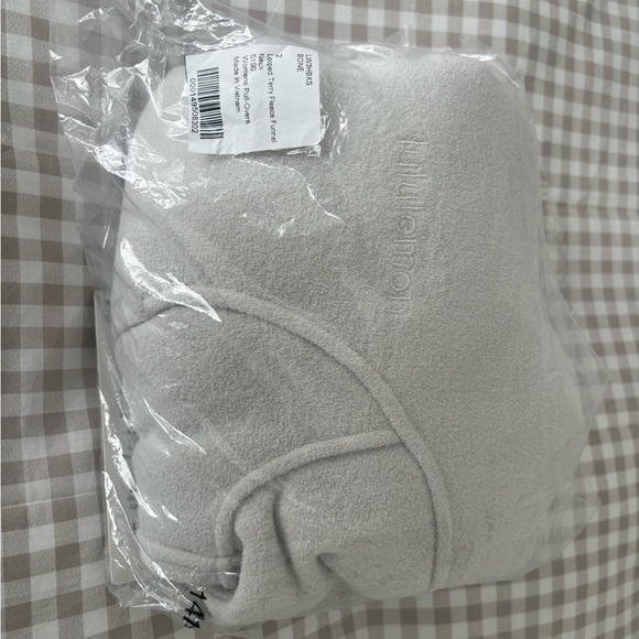 ‼️SOLD‼️ Lululemon Looped Terry Fleece Funnel Neck - Picture 3 of 7